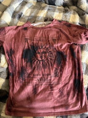 Tie-Dye Sun Graphic Tee - Rust/Black